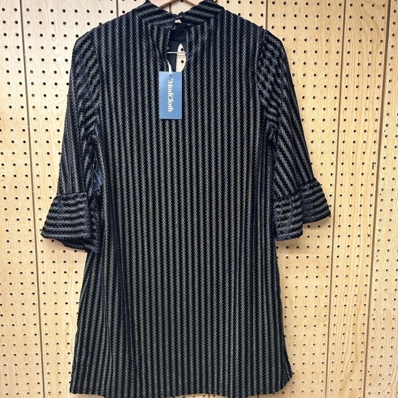 - - ModCloth Fab Feedback Mock Neck Dress - Picture 5 of 7